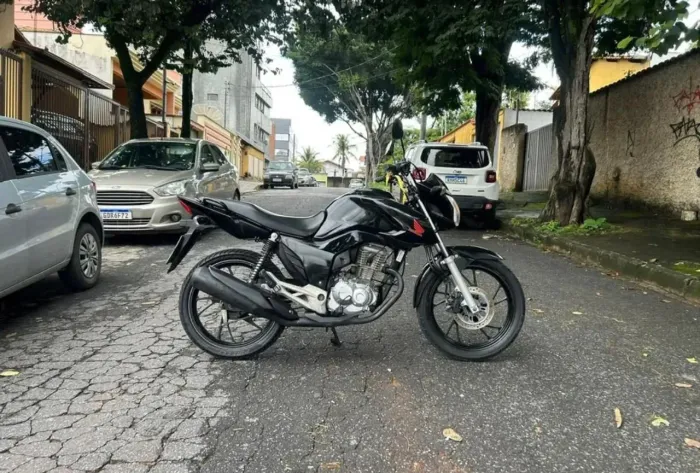 Titan 160