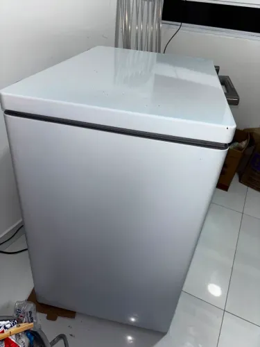 Freezer Midea, 205 litros, em perfeito estado, pouco tempo de uso!