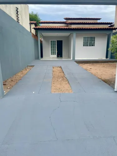 Casa a venda em Bom Jesus Piauí, Consórcio Das Águas 2, avenida principal