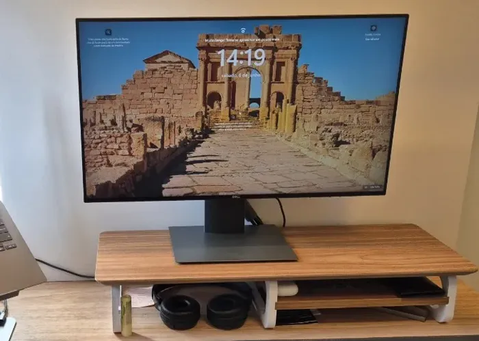 Monitor Dell UltraSharp 23.8" U2419H IPS Full HD - Impecável