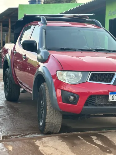 Mitsubishi L200 Triton Savana 3.2 CD TBI Dies. Mec. 2013