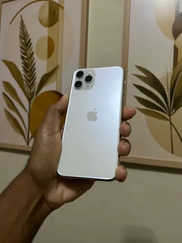 iPhone 11 PRO Muito Novo