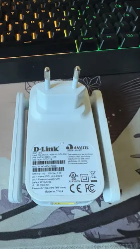 Repetidor de Sinal Wi-Fi D-Link DAP-1610 AC1200 Dual Band