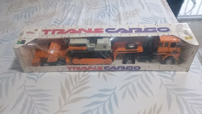 Caminho Elka transcargo novo.