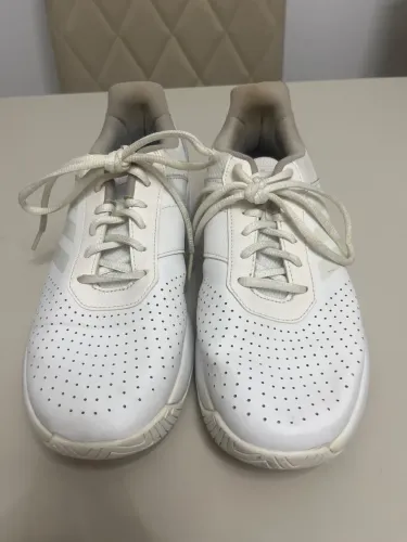 tênis adidas courtsmash (para jogar tênis ou uso casual), tamanho 37, usado poucas vezes