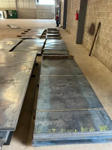 CHAPA DE AÇO LAMINADA
