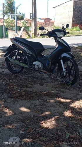 Biz 125 zerada por apenas 11,000