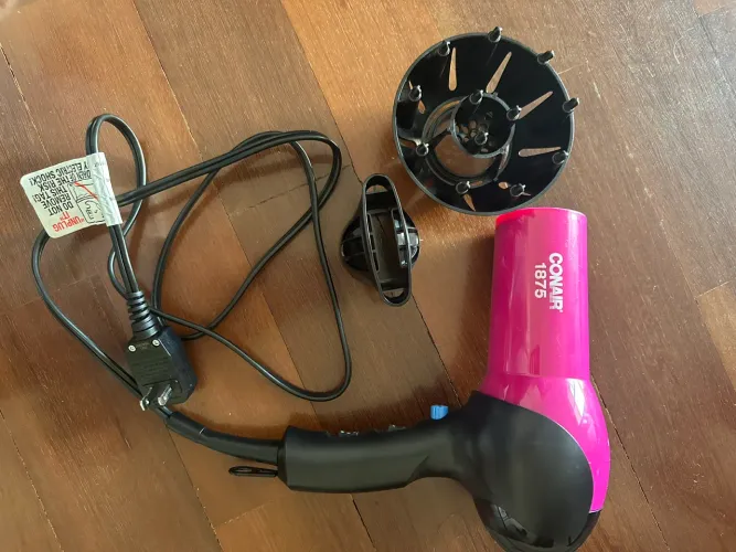 Secador de cabelo conair novo