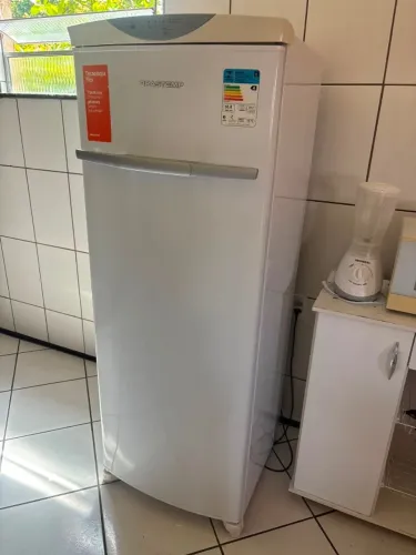 Freezer Vertical Brastemp Flex Frost Free 228 litros, modelo BVR28 - 220 V