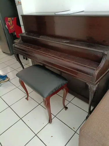 Piano Essenfelder 