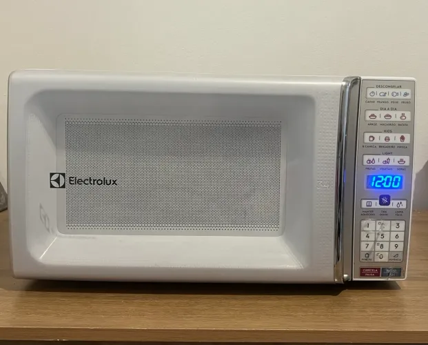 Micro-ondas Electrolux 34 litros