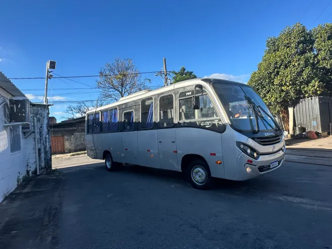 Micro ônibus Mercedes executivo 