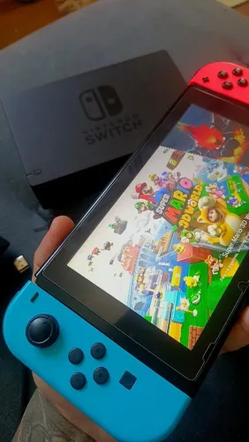 Venda ou troca Nintendo switch v2