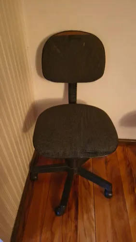 Cadeira estofada para restauração