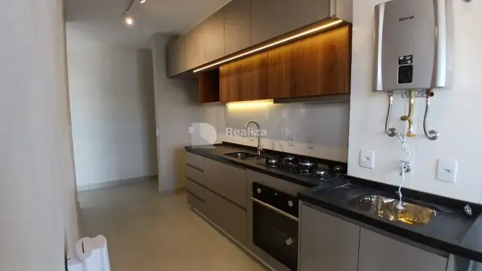 Imóvel para aluguel com 108 metros quadrados com 3 quartos