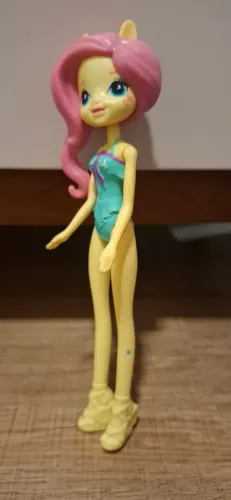 My Little Pony Equestria Fluttershy