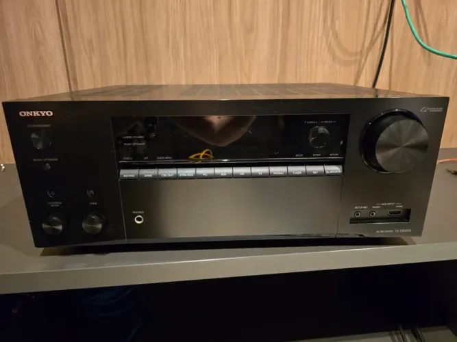 Receiver Onkyo TX-NR696 7.2 Ch