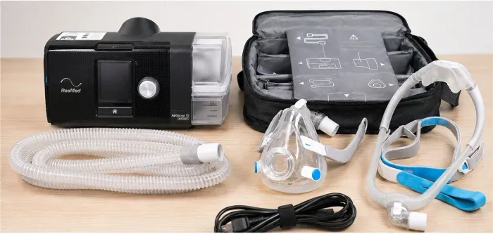 CPAP ResMed AirSense 10 AutoSet + Máscaras e Acessórios - Pouquíssimo Uso