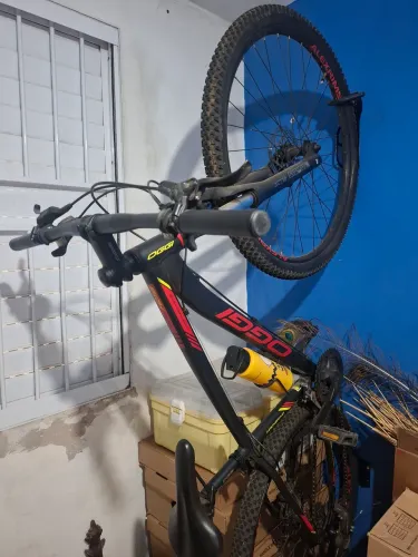 Linda bike de trilha OGGI