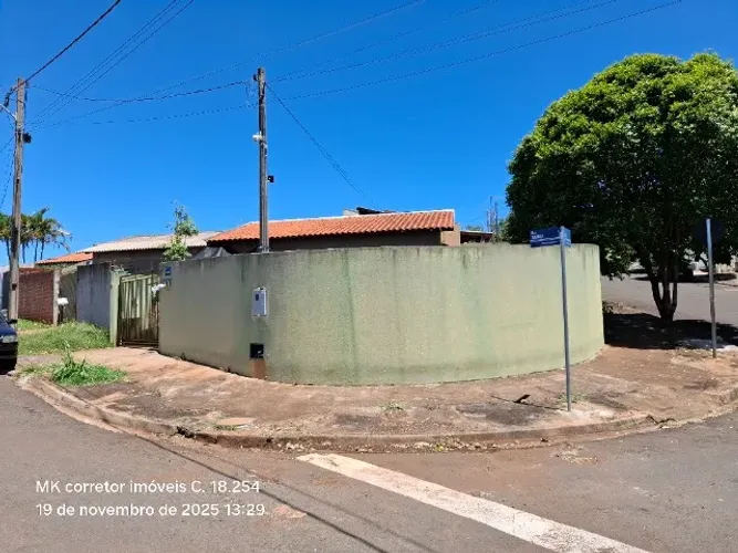 Casa geminada de 69,22 m2, terreno de 221,54 m2, Residencial Terra Bonita em Ibiporã.