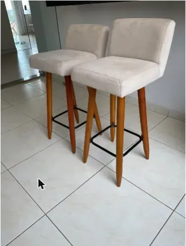 Par de banquetas estofadas