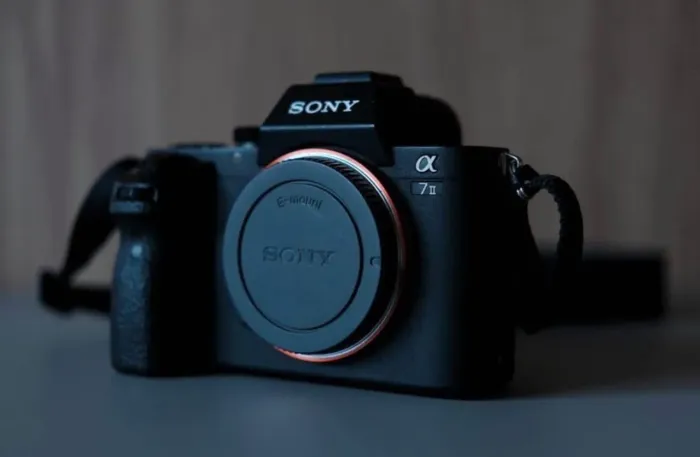 Câmera Sony A7ii (novíssima, 18k clicks + 3 baterias)