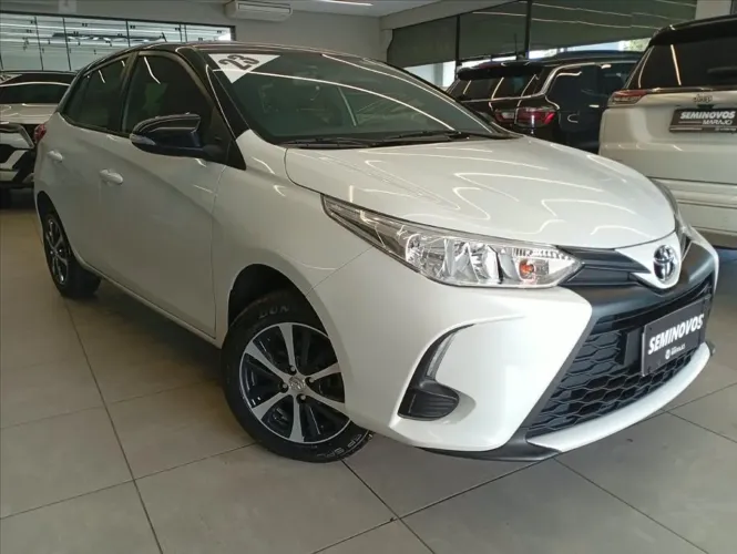 Toyota Yaris XL 1.5 Flex 16V 5P Aut. 2023