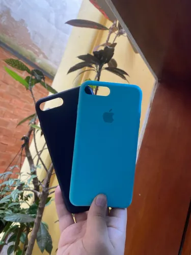 Capinhas de Silicone para iPhone - Azul e Roxa
