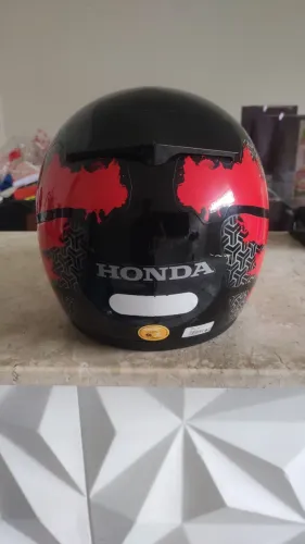 Capacete usado novo