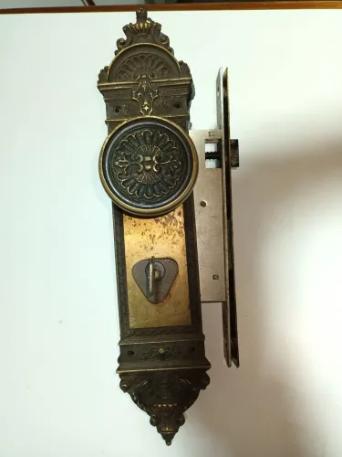 Fechadura Colonial Antiga 
