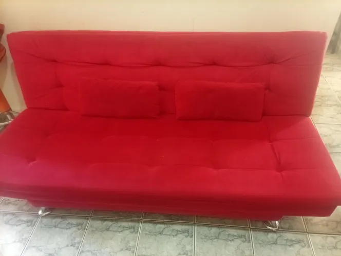 Vende-se Sofá-cama ?