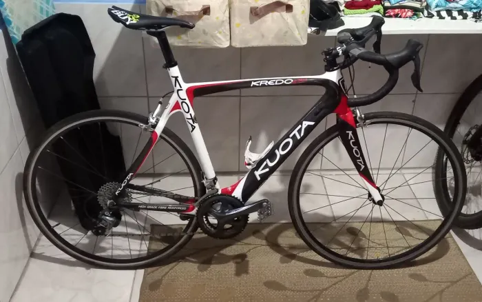 Speed italiana carbono