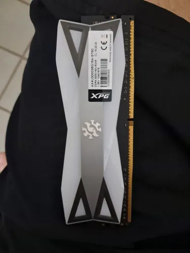 Memória RAM XPG 8GB 3000Hz
