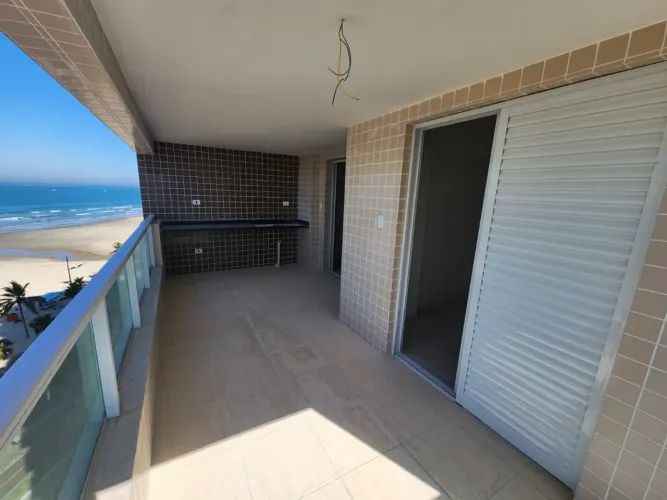 Apartamento 03 dormitórios - Frente Mar - Bairro: Mirim