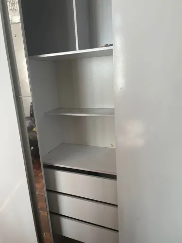 Guarda roupa de 3 portas de Correr com Espelho
