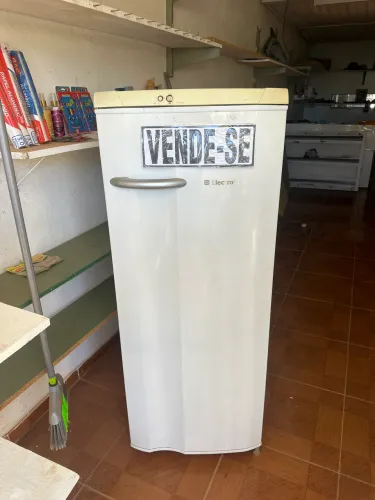 Geladeira Eletrolux