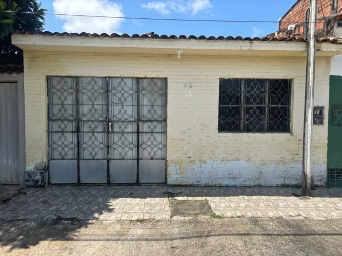 Vendo casa Santa Lúcia