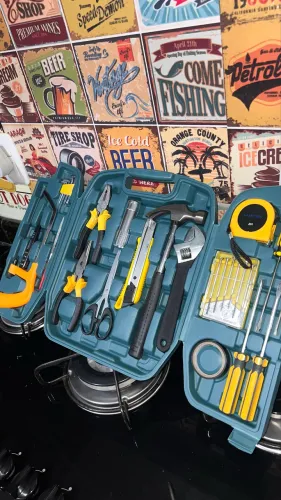 ? KIT DE FERRAMENTAS 27 PEÇAS COM MALETA - COMPLETO
