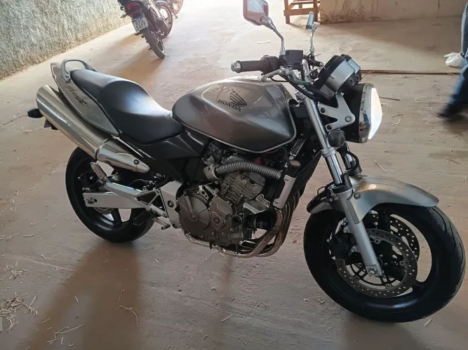 Vendo hornet 600