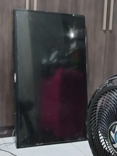 Televisão AOC