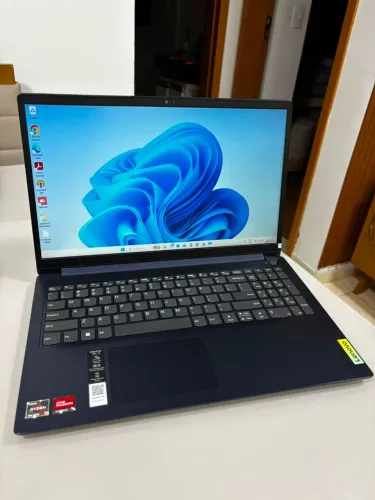 NOTEBOOK RAYZEN 3 7320U 8GB SSD 256 com placa de RADEON 610!!! 