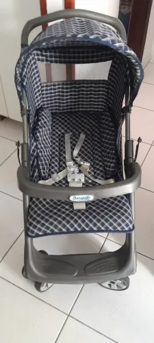 Carrinho de Bebê Burigotto - Carrinho de Bebê Usado