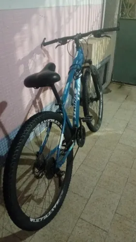 Bicicleta aro 29 de aluminium.
