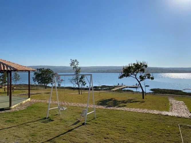 ? Lote 1000m² + Área Verde 500m² | Vista Represa | Condomínio c/ Lazer | Aceito Veículo
