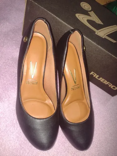 Sapato de Salto Vizzano Preto 36
