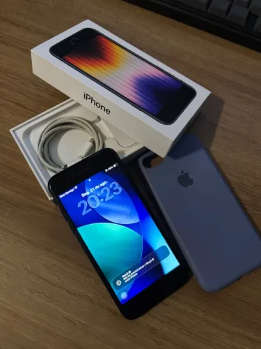 iPhone SE 2022 (3ª Ger.) 128GB Preto - C/ Caixa e Acessórios - Touch ID c/ Defeito