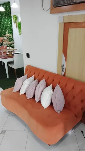 SOFÁ CAPITONÊ  950,00