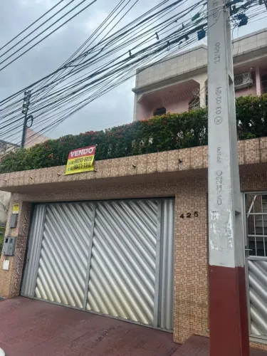 CASA PARA VENDA NO CENTRO - DUPLEX - 07 QTOS - 850.000,00.