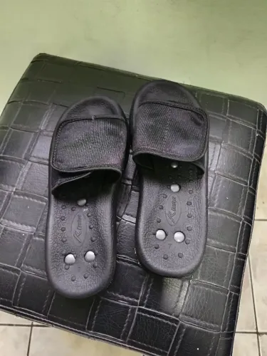 Chinelo magnético.