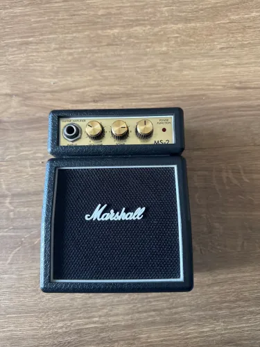 Mini amplificador Marshall 